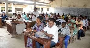 Éducation : le gouvernement lance un nouveau test de sélection d’AME