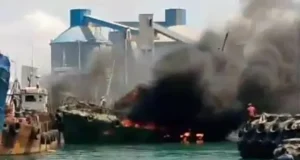 Togo : plusieurs bateaux partis en fumée au Port de Lomé