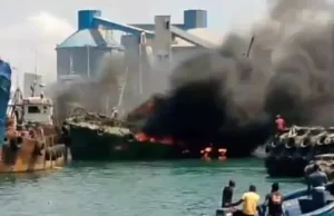 Togo : plusieurs bateaux partis en fumée au Port de Lomé