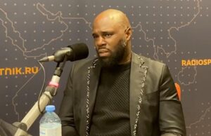 France : Kemi Séba recouvre sa liberté