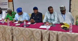 Élections générales de 2026 : les partis de l’opposition unissent leurs forces contre le régime en place