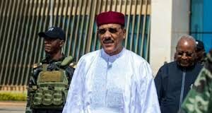Libération de Mohamed Bazoum : le service de renseignement du Maroc en mission secrète avec la junte nigérienne