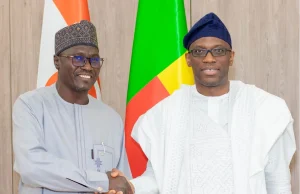 Normalisation des relations Cotonou-Niamey : le nouvel ambassadeur du Niger présente ses lettres de créance au ministre Shegun Bakari
