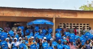 Kandi : les 100 meilleures élèves filles de la commune honorées par la Fondation Moov Africa Bénin au CEG ANGARADEBOU
