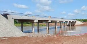 Désenclavement des communes rurales au Bénin : 21 ponts métalliques en construction dans plusieurs communes