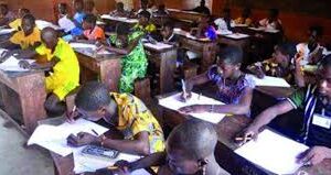 CEP 2025 : la liste des surveillants de salle disponible