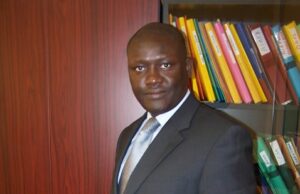 LA CHINE TEND LA MAIN À L’AFRIQUE… POUR MIEUX PRENDRE SA TERRE