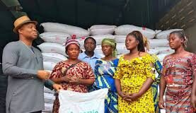 Boostage du maraîchage au Bénin : le gouvernement lance la distribution des engrais organique aux agriculteurs
