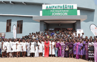 Bluemind Foundation : Le FID renouvelle son soutien à « Heal by Hair » pour améliorer la santé mentale des femmes en Afrique
