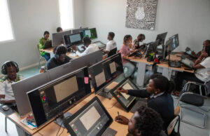 Enseignement supérieur au Bénin : l’installation de blocs modulaires pour campus numériques annoncée