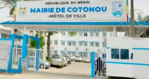Mairie de Cotonou : la 5ème mandature prend son envol avec l’installation des 13 Chefs d’Arrondissement et des Présidents de commissions