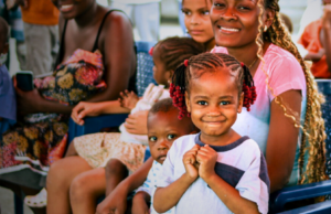 Plus de 10 millions d’enfants protégés contre la poliomyélite dans le cadre de campagnes transfrontalières coordonnées en Angola, en RDC et en Namibie
