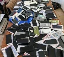 Sécurité à Porto-Novo : un réseau de voleurs et receleurs de téléphones démantelé au marché Gbègo