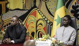 Séisme politique au Sénégal : dissolution du gouvernement, le duo Faye-Sonko explose