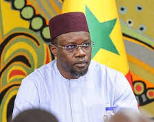 Sénégal : « Je dormirai le cœur léger », réagit Ousmane Sonko après son limogeage