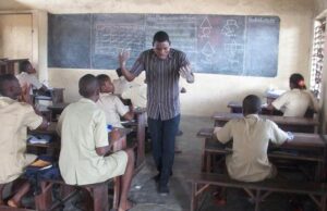 Bénin : 5 instituteurs traduits en conseil de discipline pour absences irrégulières