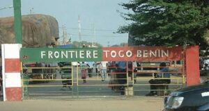 Frontière Bénin-Togo : un réseau de trafic de téléphones portables démantelé à Hillacondji