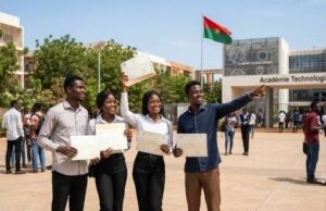 Burkina Faso : les meilleurs bacheliers devront étudier au pays